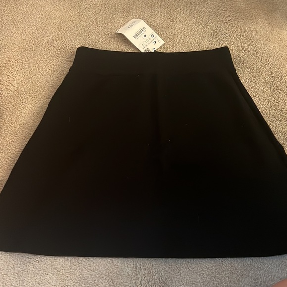 Zara knit mini skirt - Picture 3 of 3